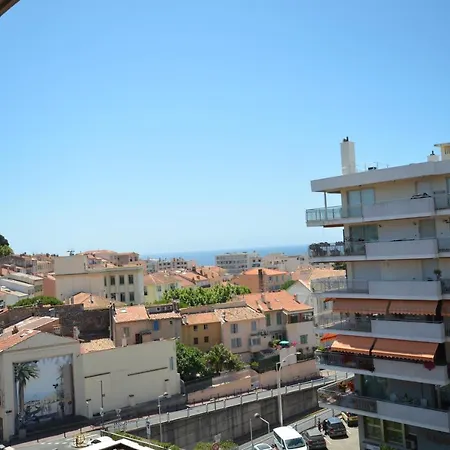 Apartment Near The Cannes