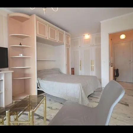 Appartement Near The *